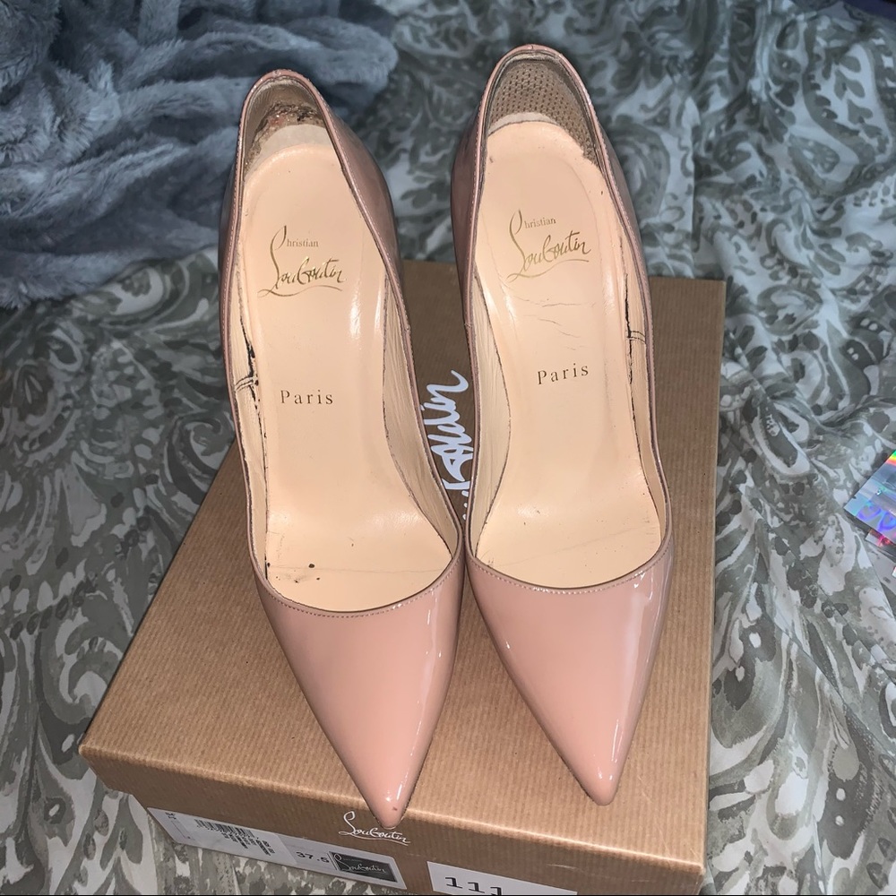 So Kate Louboutin